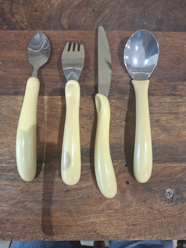 Easy grip cutlery
